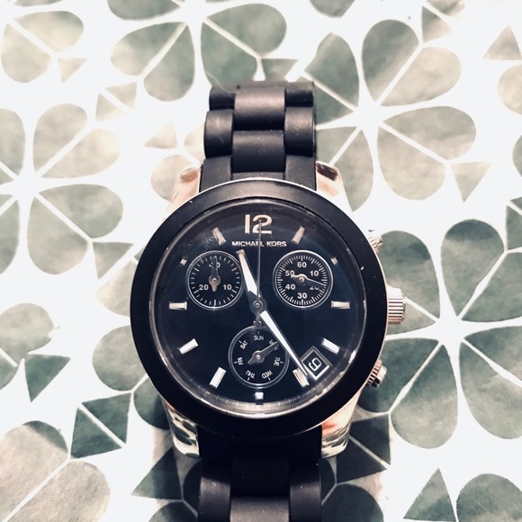 NEW AUTHENTIC WOMEN’S MICHAEL KORS WATCH - Picture 2 of 5